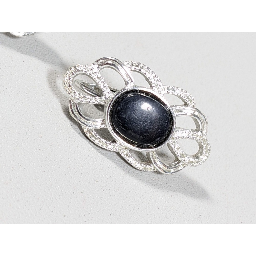 Vintage Sarah Coventry Silver Tone Black Oval Scroll Clip On Earrings